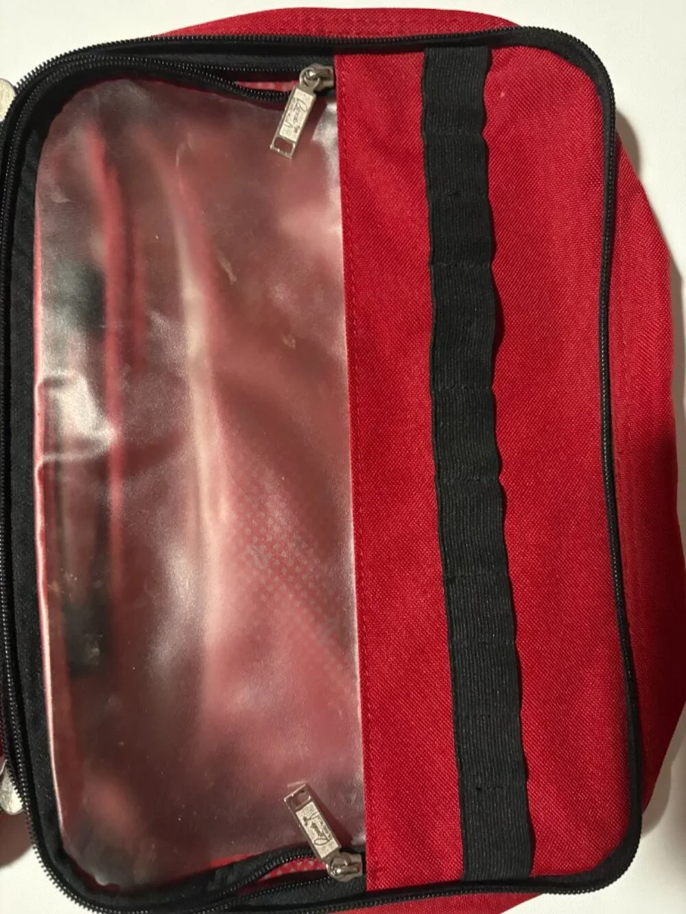 Ricardo Beverly Hills Red Travel Cosmetic Train Case Makeup Organizer Bag